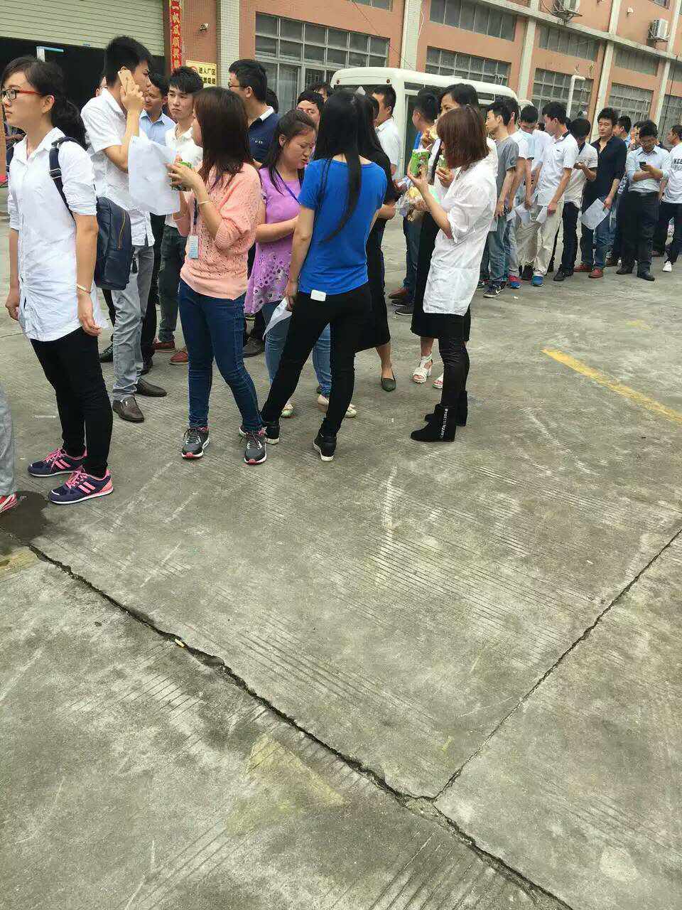 關愛員工 關注健康—公司組織全員體檢 關愛員工 關注健康—公司組織全員體檢